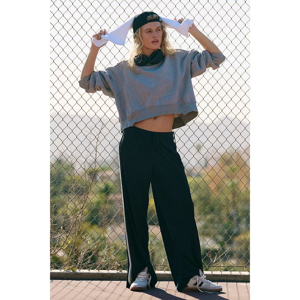 Free People Movement Black One On One Mesh Pants Size Large NWT $98 retail rare
